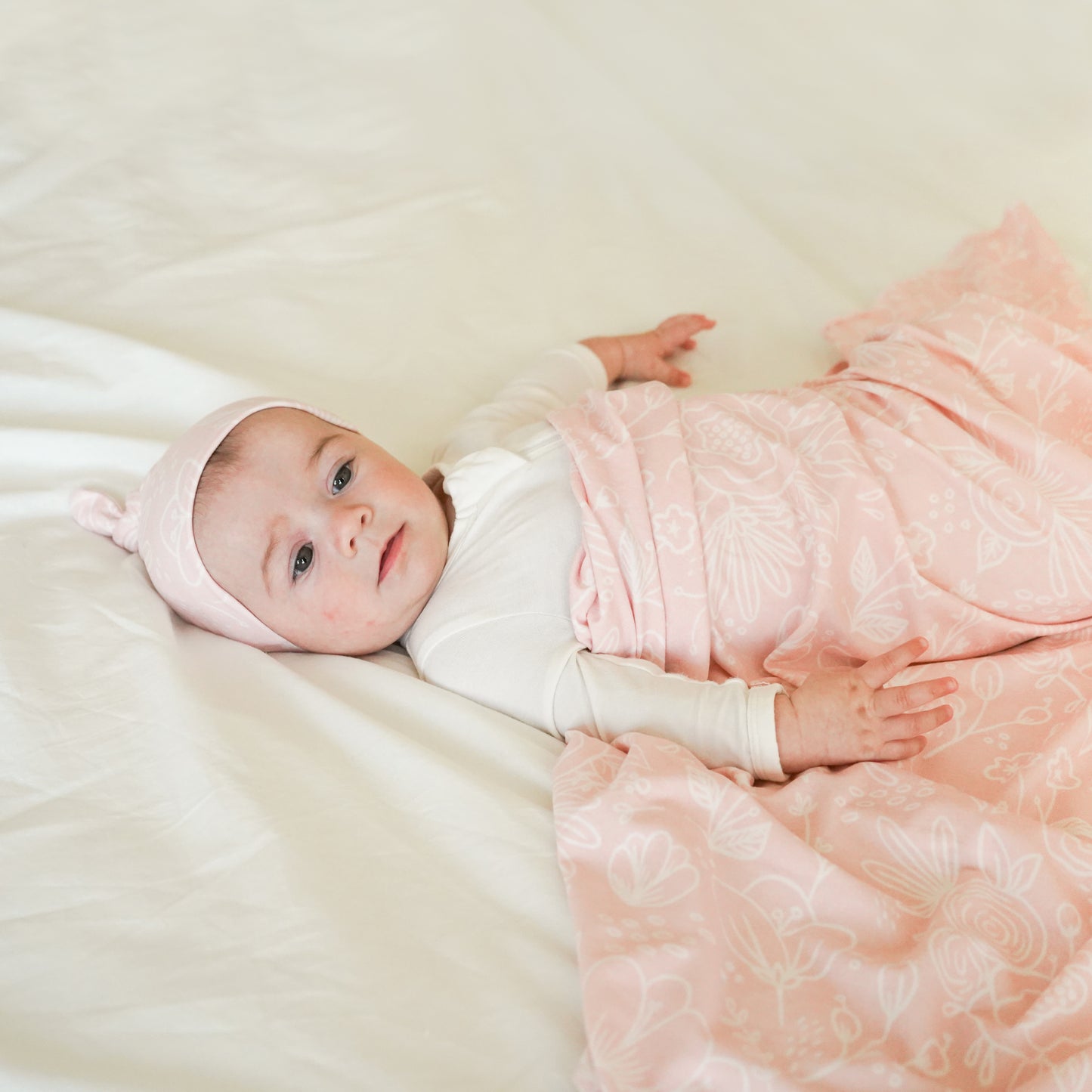 Extra Soft Stretchy Knit Swaddle Blanket: Perfectly Pink