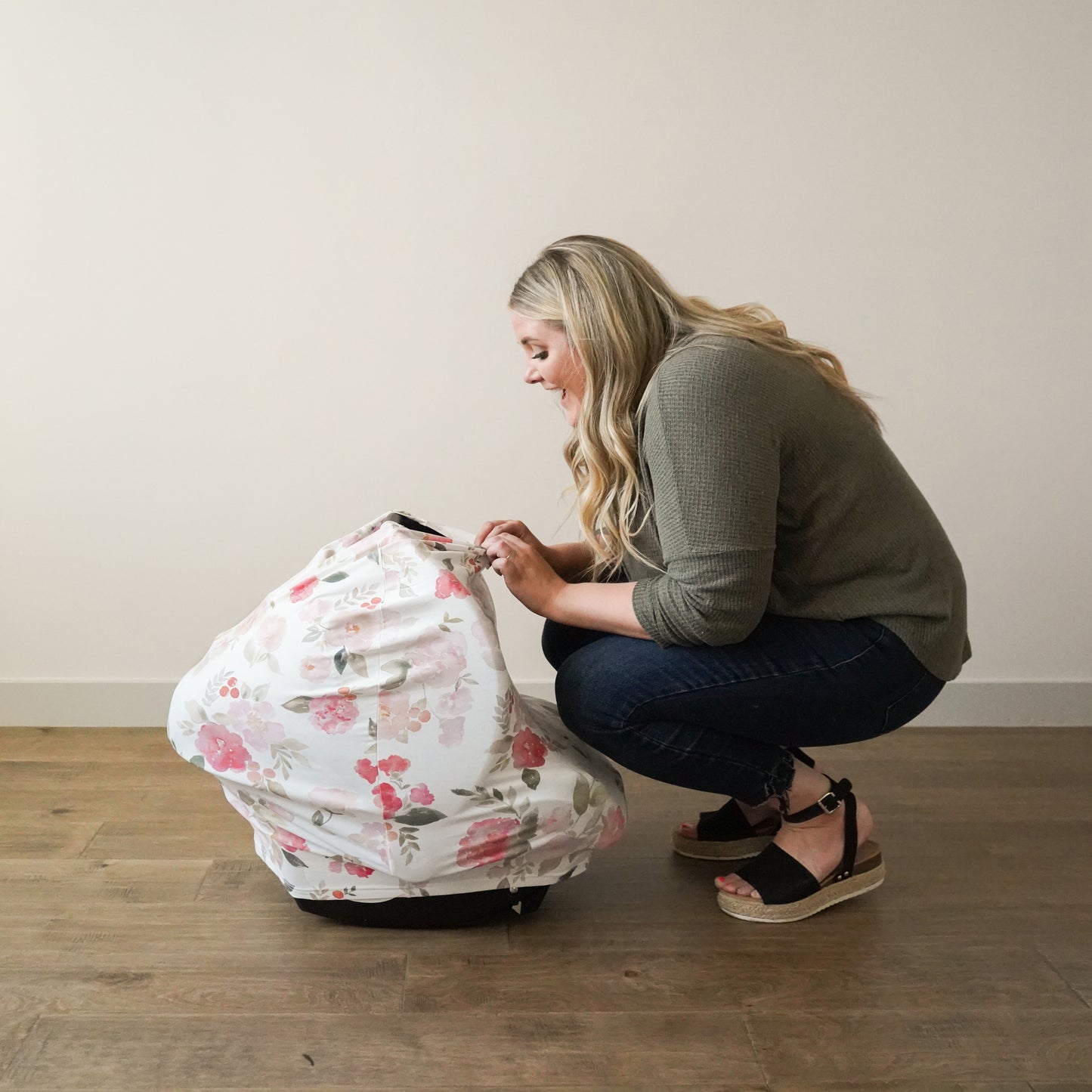 Extra Soft and Stretchy Nursing and Carseat Cover: Painted Petals