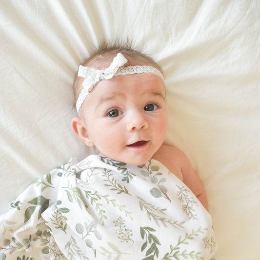 Stretch Lace Bow Headband for Babies: Zara